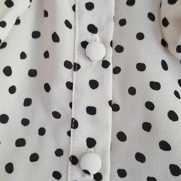 Society & Stitch Sweetheart Cropped Dot Blouse M - Picture 11 of 16